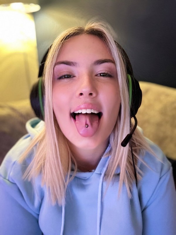 Brandi Raee - OnlyFans creator with 0 reviews (0.0/5 stars)