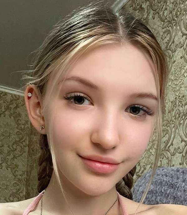 Molly 🧚✨ - OnlyFans creator with 0 reviews (0.0/5 stars)