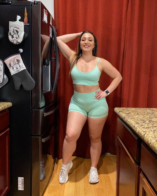 MaryBellavita - OnlyFans creator with 0 reviews (0.0/5 stars)