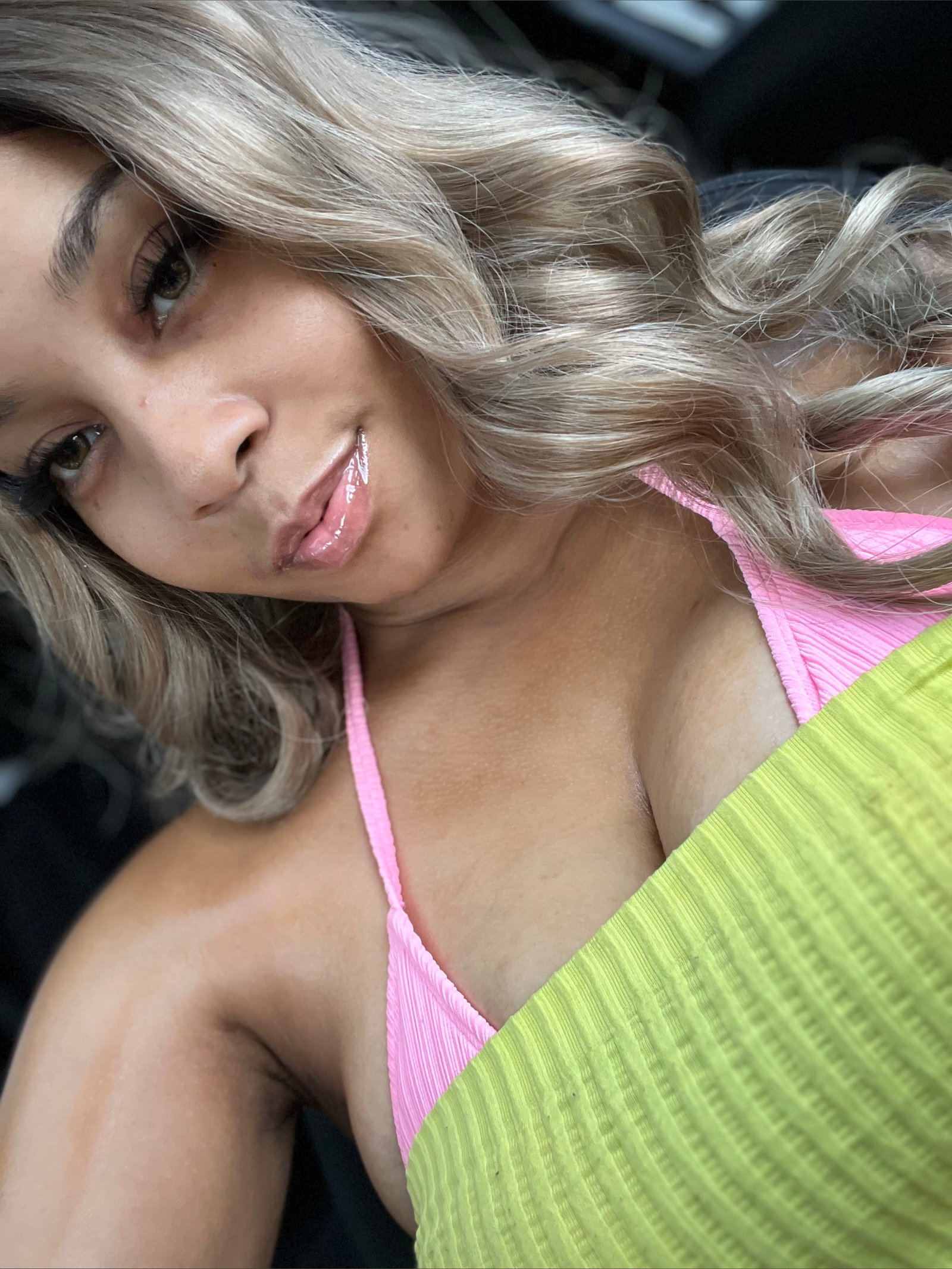 Carolina Babe - Onlyfans Creator