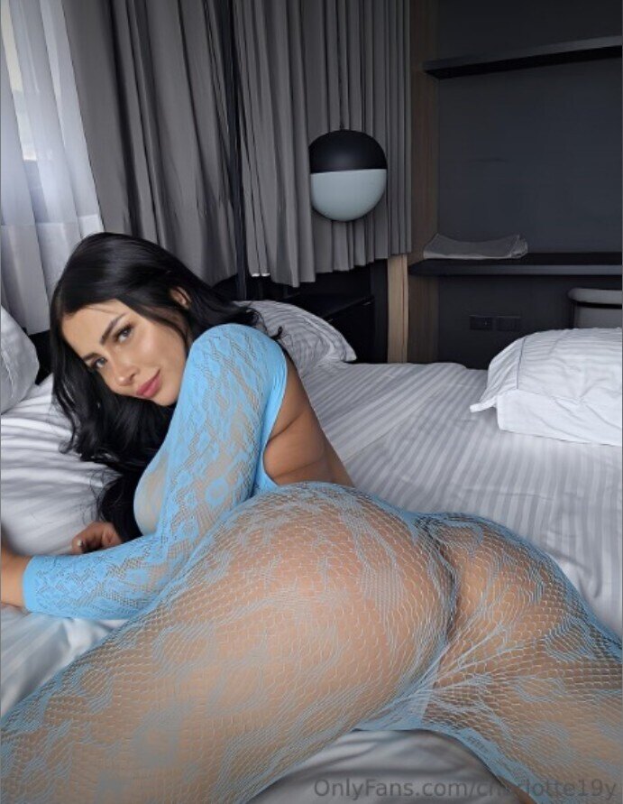 Charlotte - Onlyfans Creator