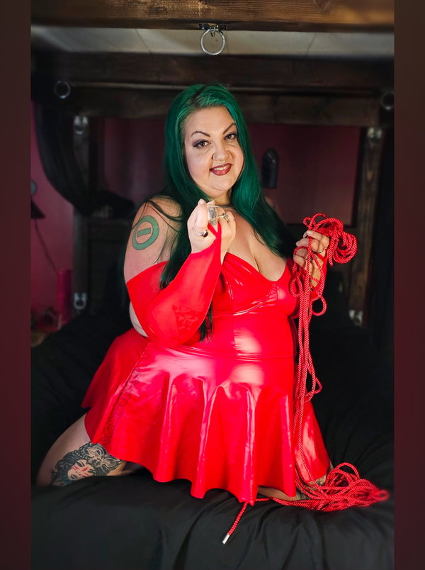 CheekyWitchx - OnlyFans creator with 0 reviews (0.0/5 stars)