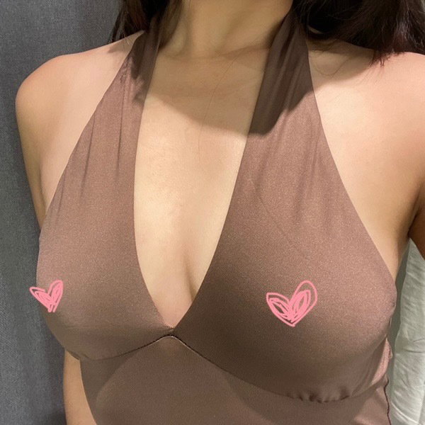 SG Braless Babe - Onlyfans créateur