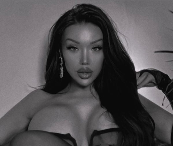 𝐂𝐨𝐜𝐨 𝐑𝐨𝐬𝐞 🌹