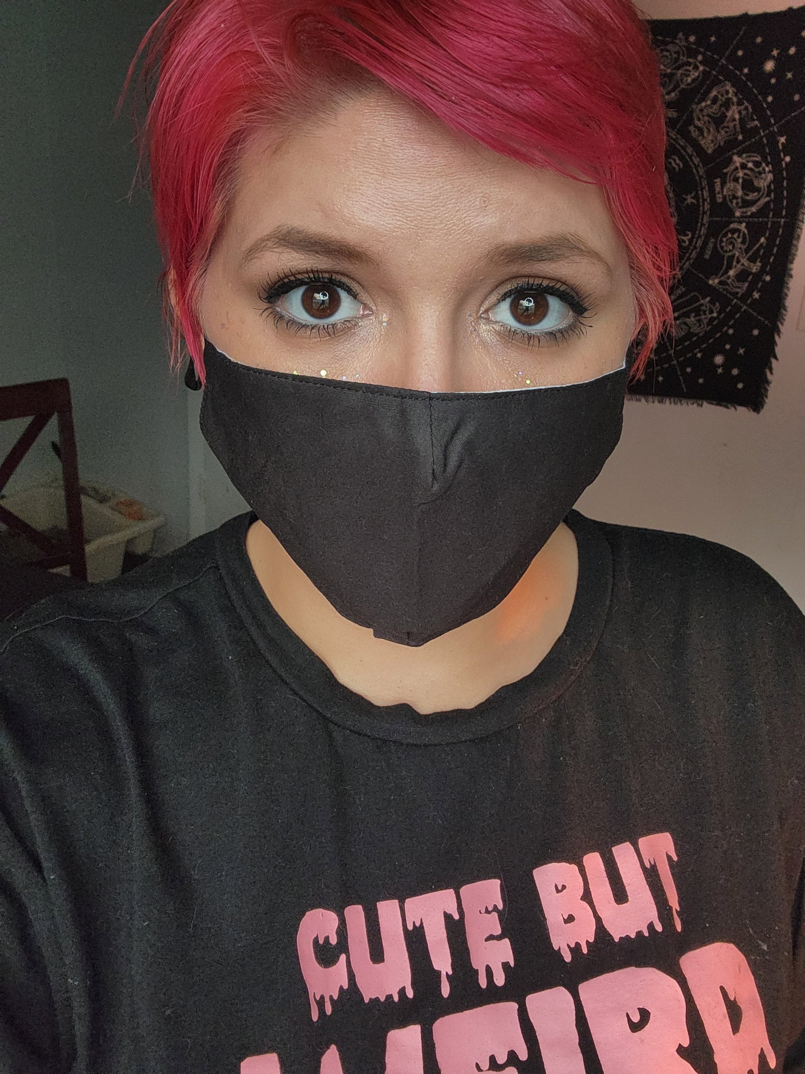 Chubby Masked Babe - Onlyfans créateur