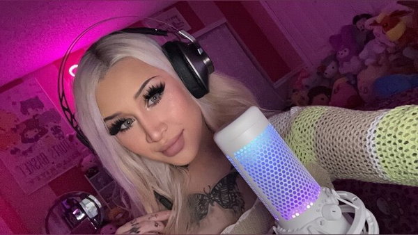 Pink Von Dee - OnlyFans creator with 0 reviews (0.0/5 stars)