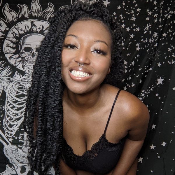 Ebony_succubus - OnlyFans creator with 0 reviews (0.0/5 stars)