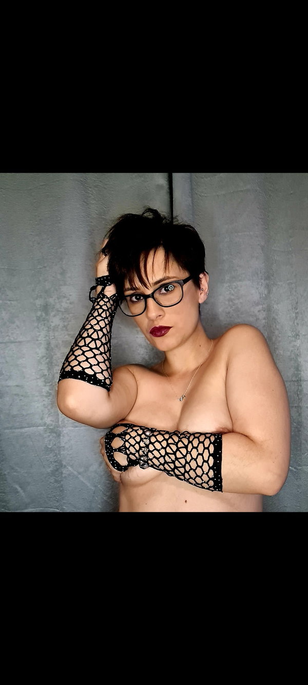 Skylarr 💦 - OnlyFans creator with 0 reviews (0.0/5 stars)