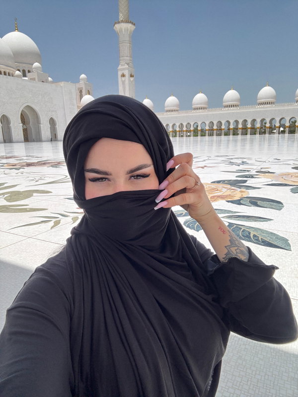 Amina أمينة 💔 - OnlyFans creator with 0 reviews (0.0/5 stars)
