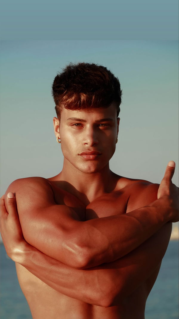 Denis Dosio 𝐓𝐎𝐏 𝟎.𝟏%