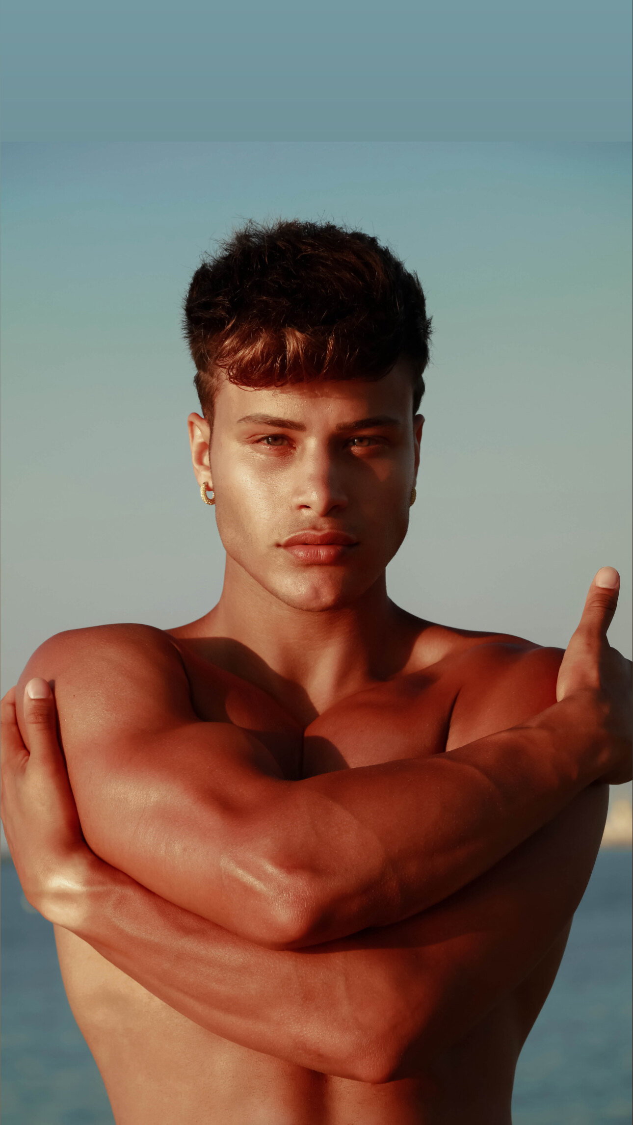 Denis Dosio 𝐓𝐎𝐏 𝟎.𝟏% - Onlyfans créateur