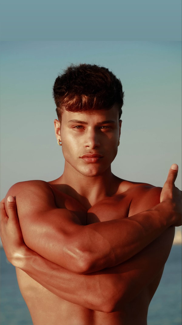 Denis Dosio 𝐓𝐎𝐏 𝟎.𝟏%