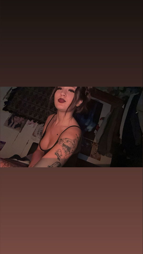 ©ᴅᴏɢꜱᴋʏᴛᴢᴢ 🫗