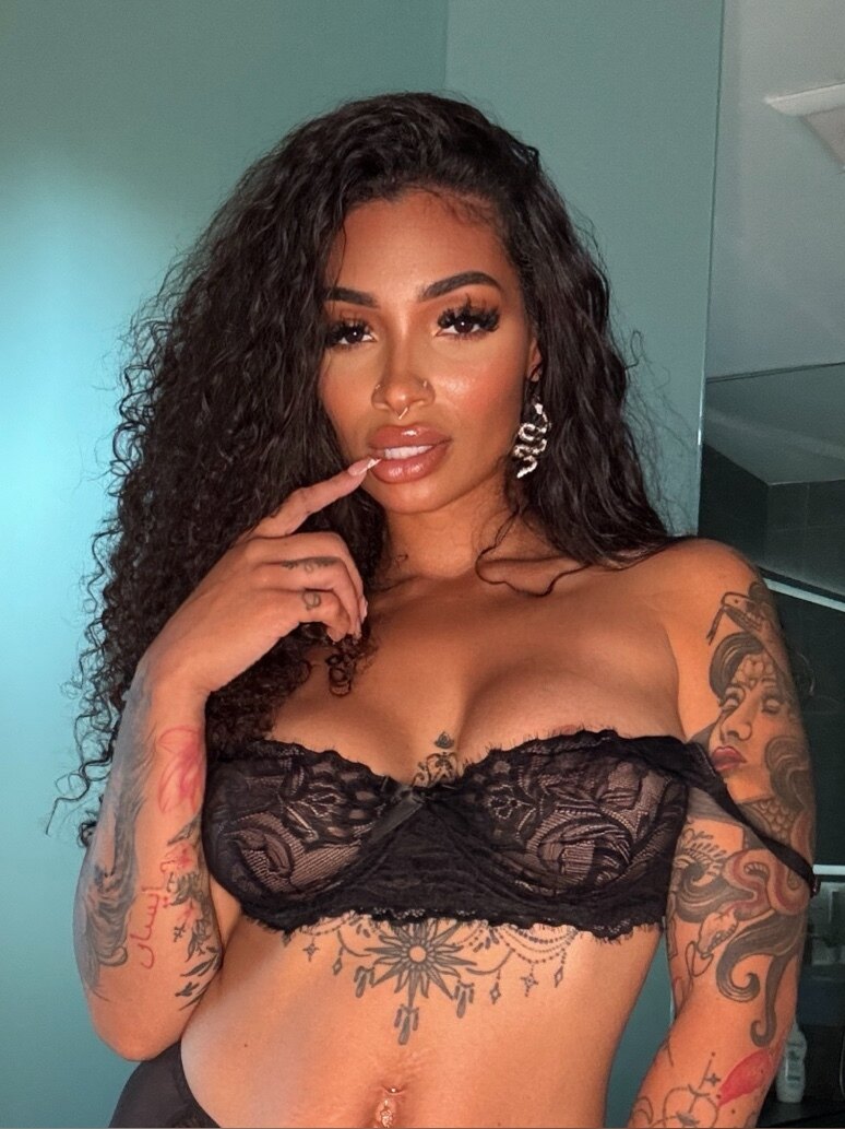 Mommy Medusa - Onlyfans Creator