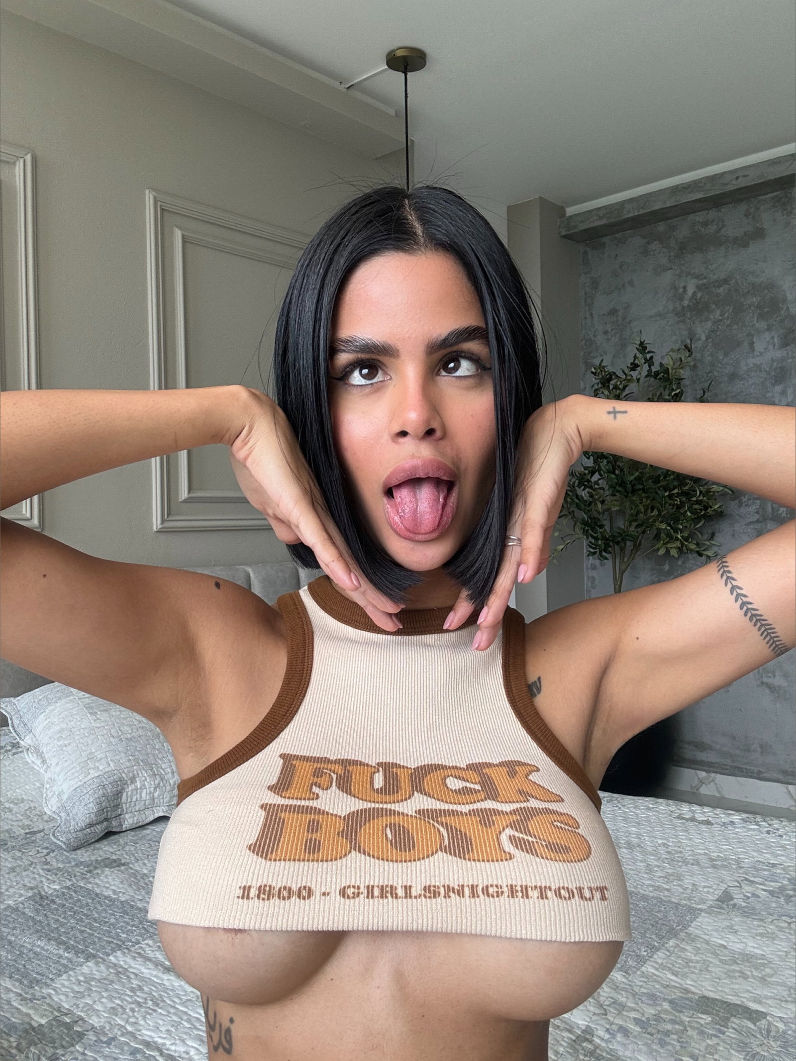 Estefanie - Onlyfans Creator