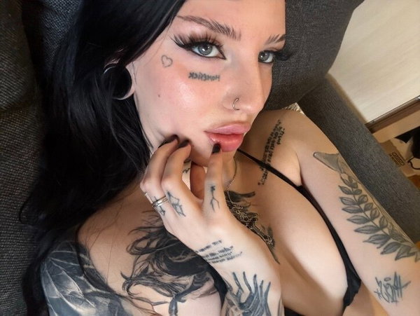 Lust Dragon - OnlyFans creator with 0 reviews (0.0/5 stars)