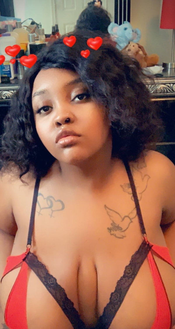 ThickkBeauty 🍑💋 - créateur OnlyFans avec 0 avis (0.0/5 étoiles)