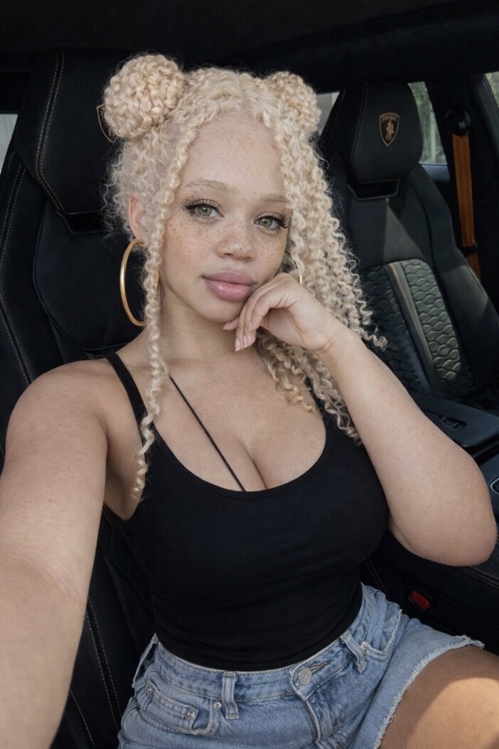 Gorgeous 💕 - Onlyfans Creator