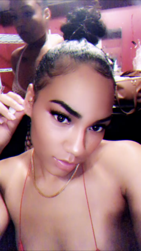 Sharnaé - OnlyFans creator with 0 reviews (0.0/5 stars)