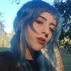 𝑭𝒓𝒂𝒈𝒊𝒍𝒆𝒎𝒂𝒄𝒉𝒊𝒏𝒆