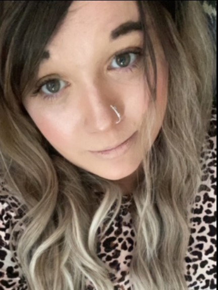 💜🩷🩵Hazeleyes💜🩷🩵 - OnlyFans creator with 0 reviews (0.0/5 stars)