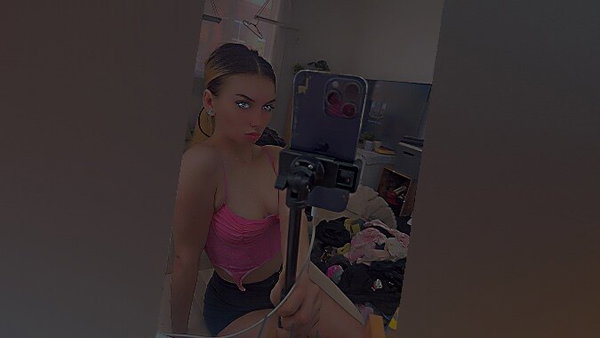 Itsebbee - créateur OnlyFans avec 0 avis (0.0/5 étoiles)