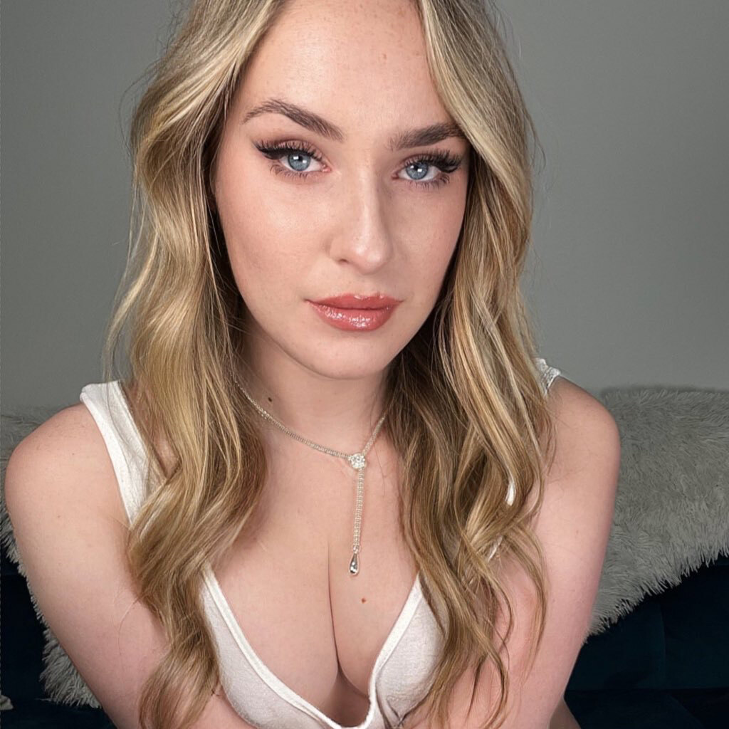 𝙇𝙚𝙨𝙗𝙞𝙖𝙣 𝙂𝙤𝙙 𝙎𝙘𝙖𝙧𝙡𝙚𝙩𝙩𝙚