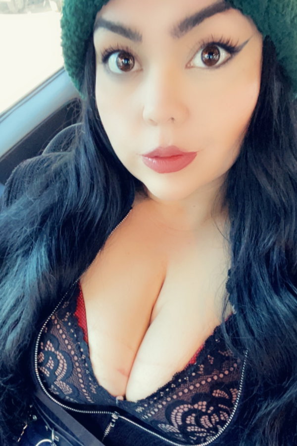 Goth Babe Beth - OnlyFans creator with 0 reviews (0.0/5 stars)