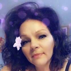 Mature Curvy Babe - OnlyFans creator with 0 reviews (0.0/5 stars)