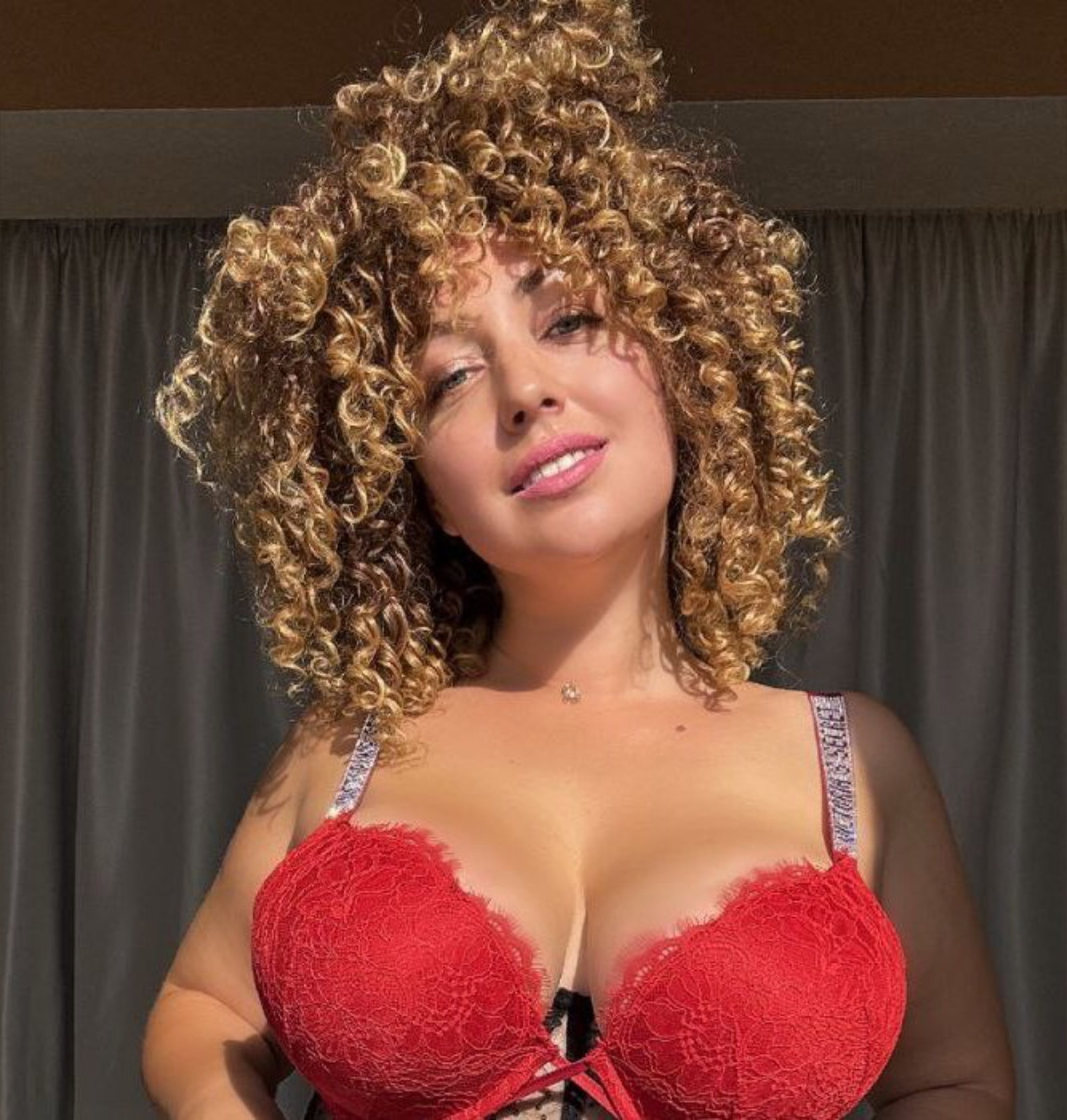 Hanna Zimmer - Onlyfans Creator