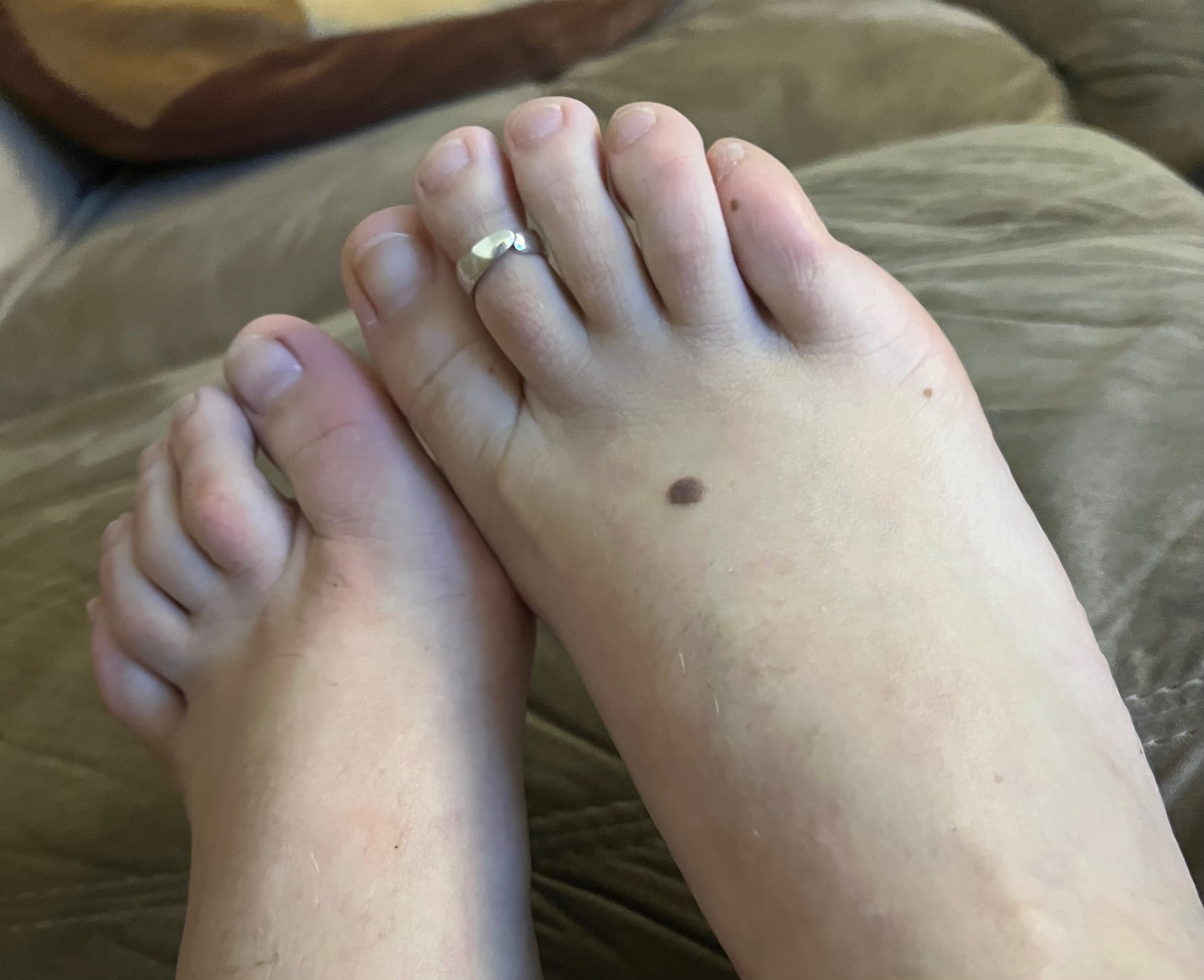 NAUGHTY LITTLE FEET ππΈπΌ header