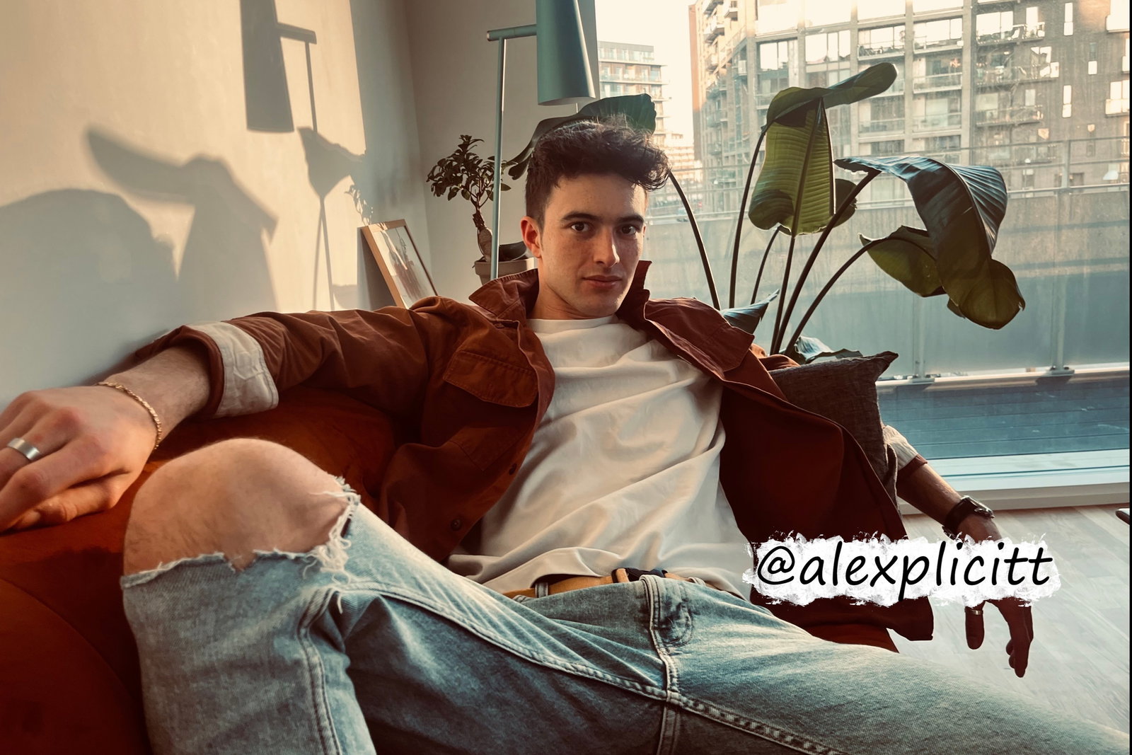 Alexplicitt header