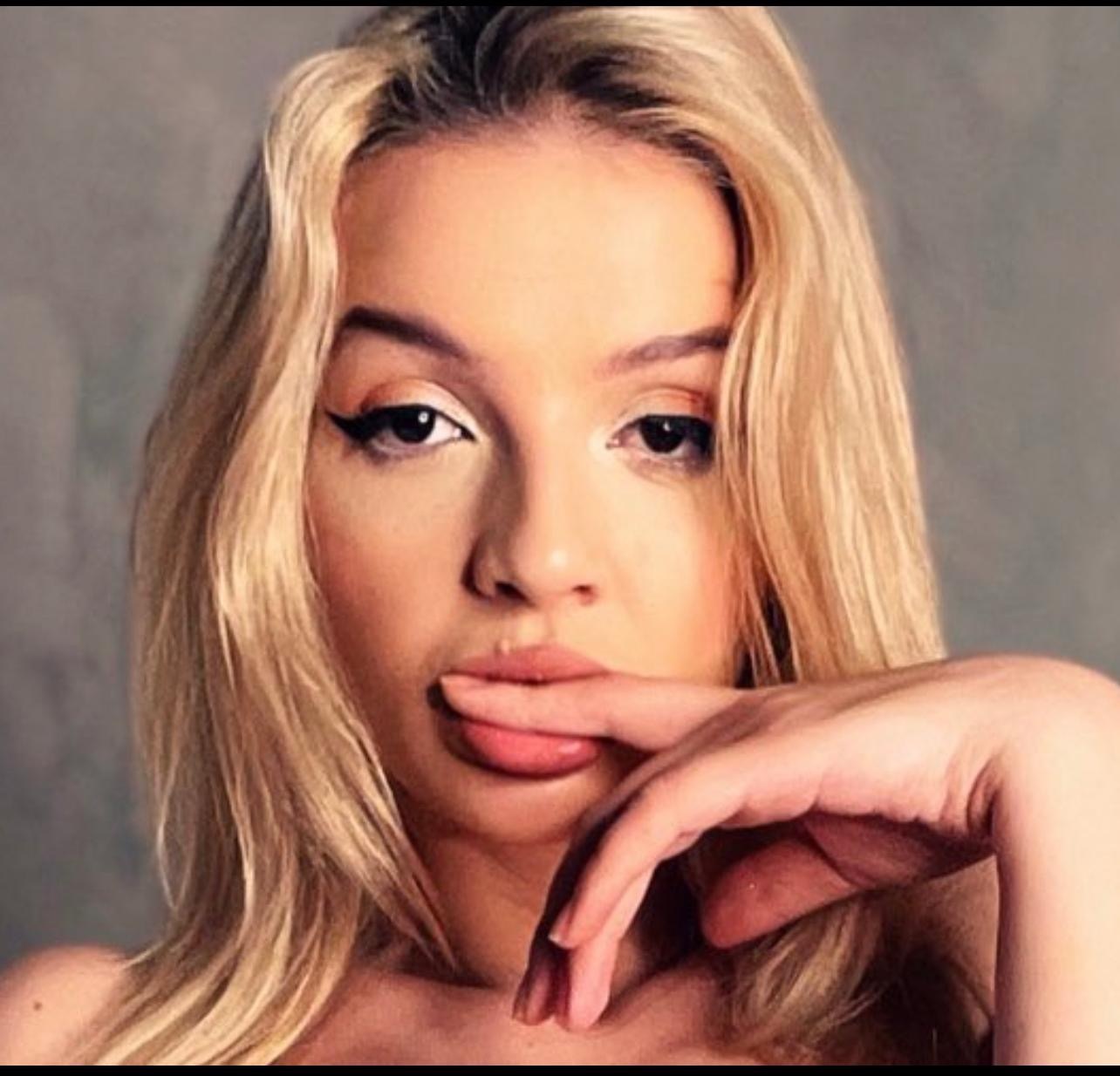 Stephanie header