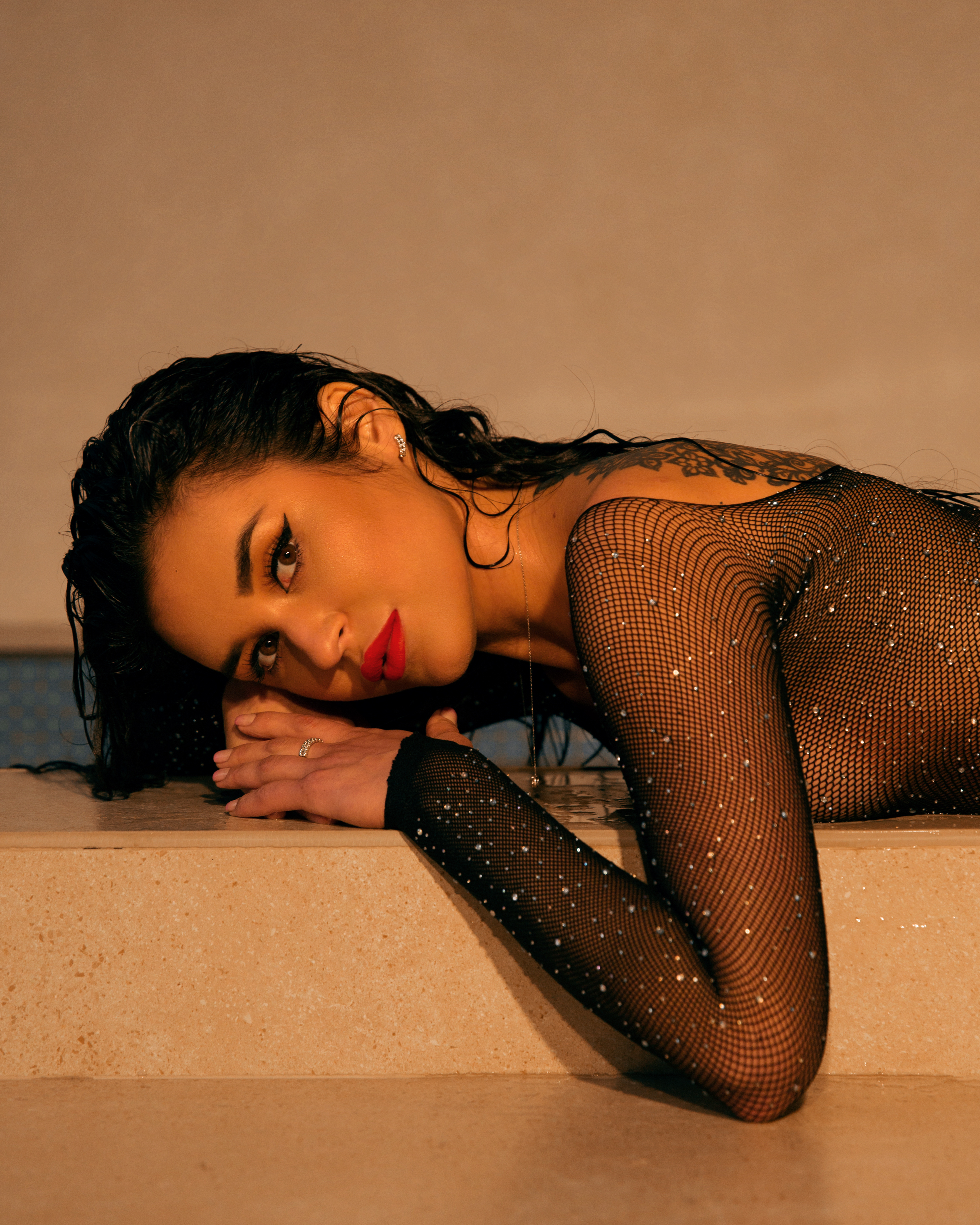 Alisa Mustang header