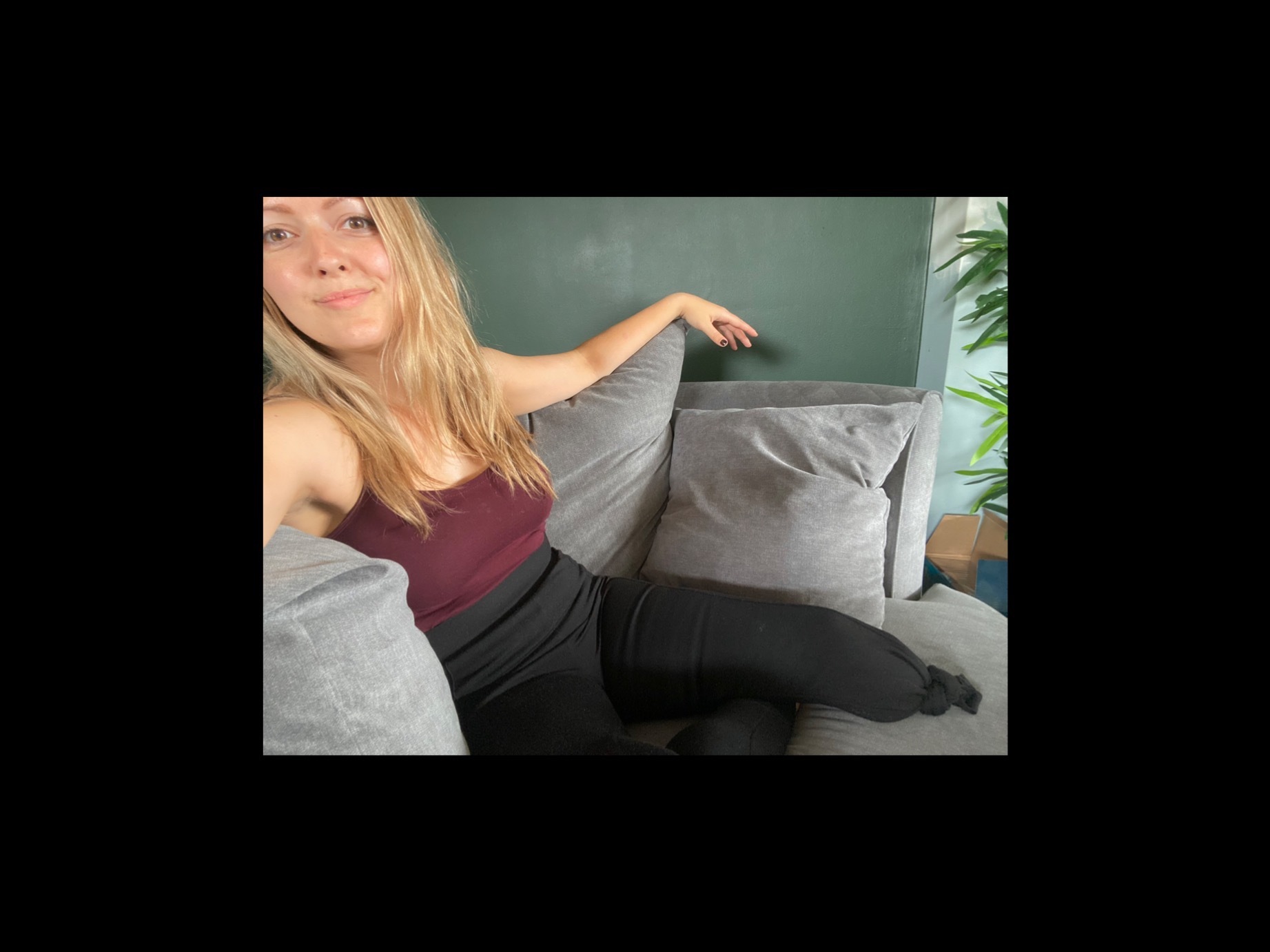 Amputee Bee 🐝🍯🦿🖤💋 header