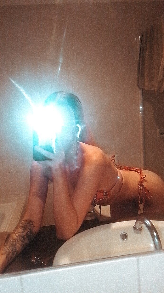 Badd Aussie Babe header