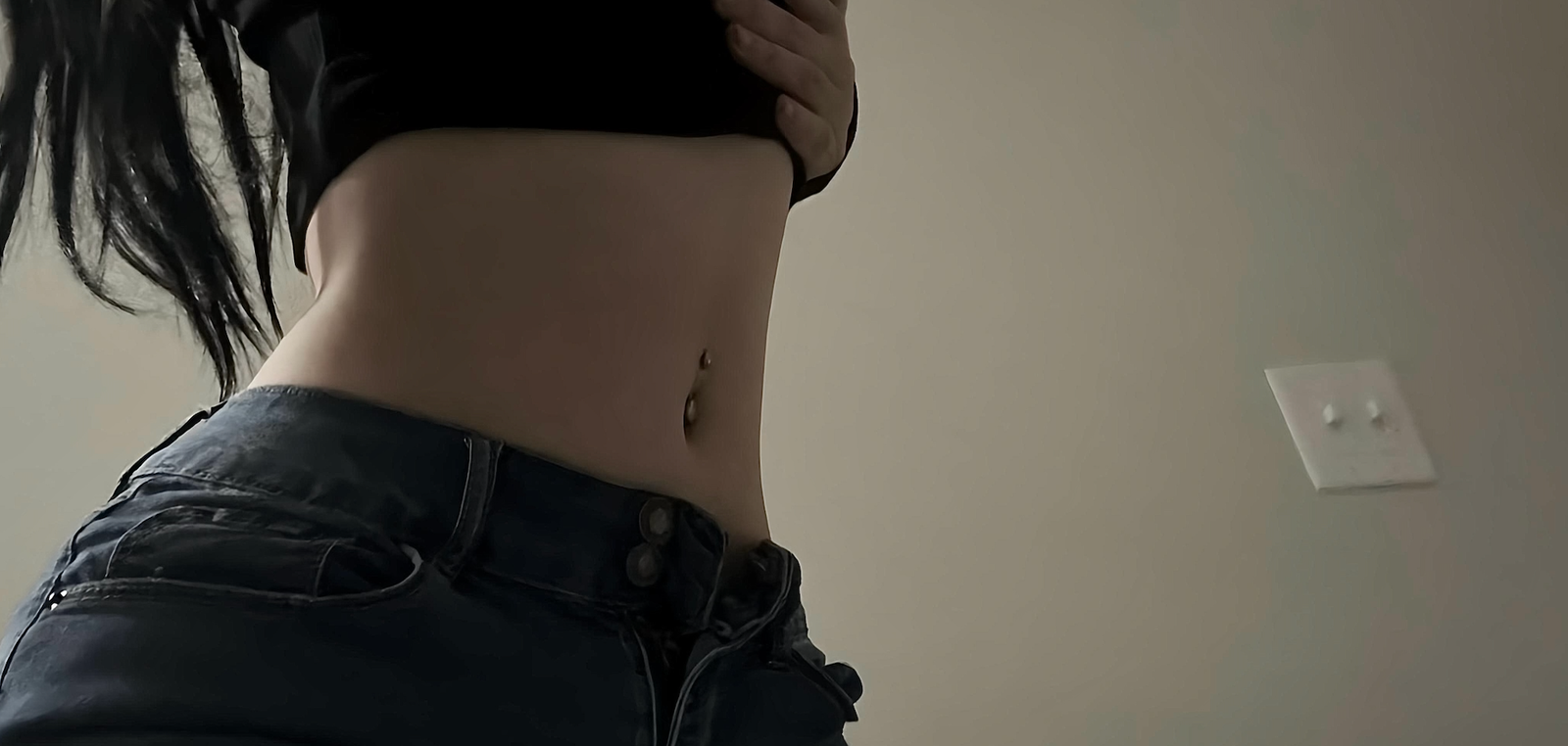 Daisy | 19 header