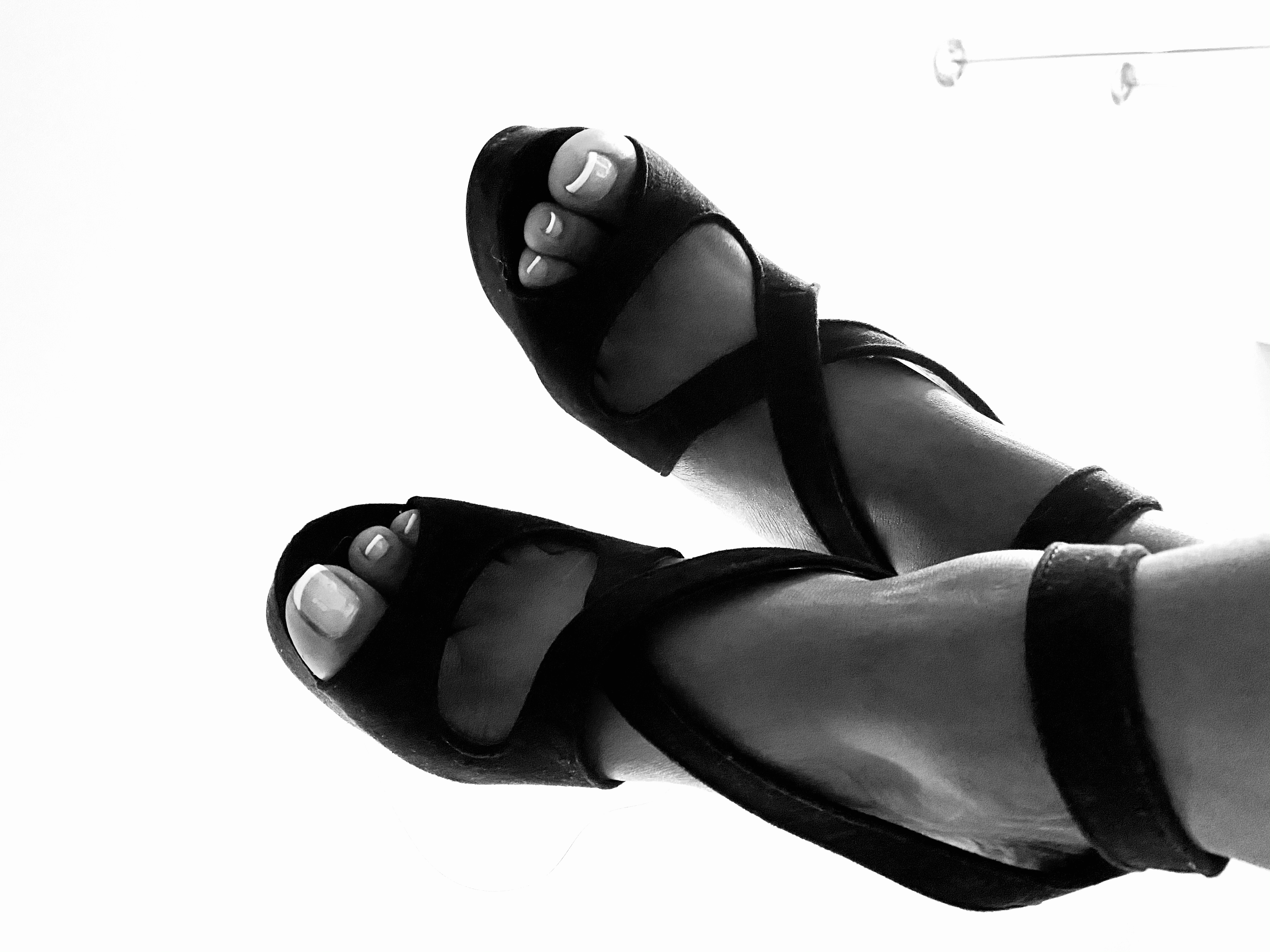 Pretty Ebony Feet header