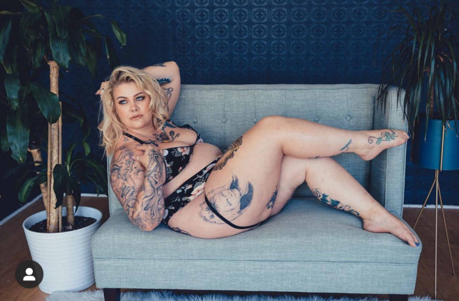 Elle header