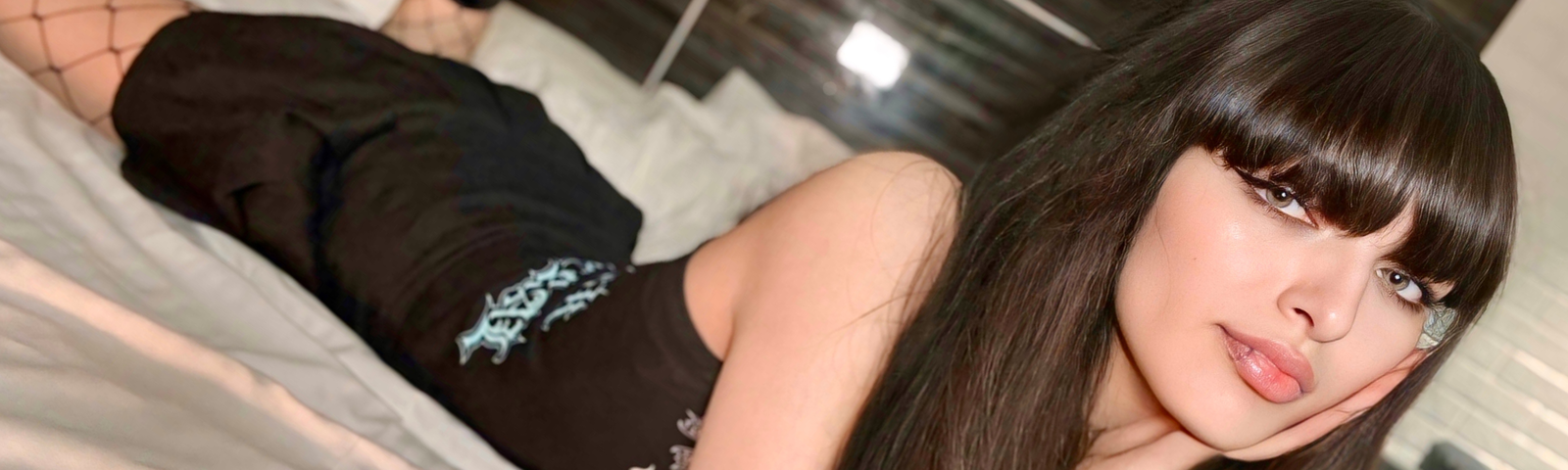 Ellie TS😈 header