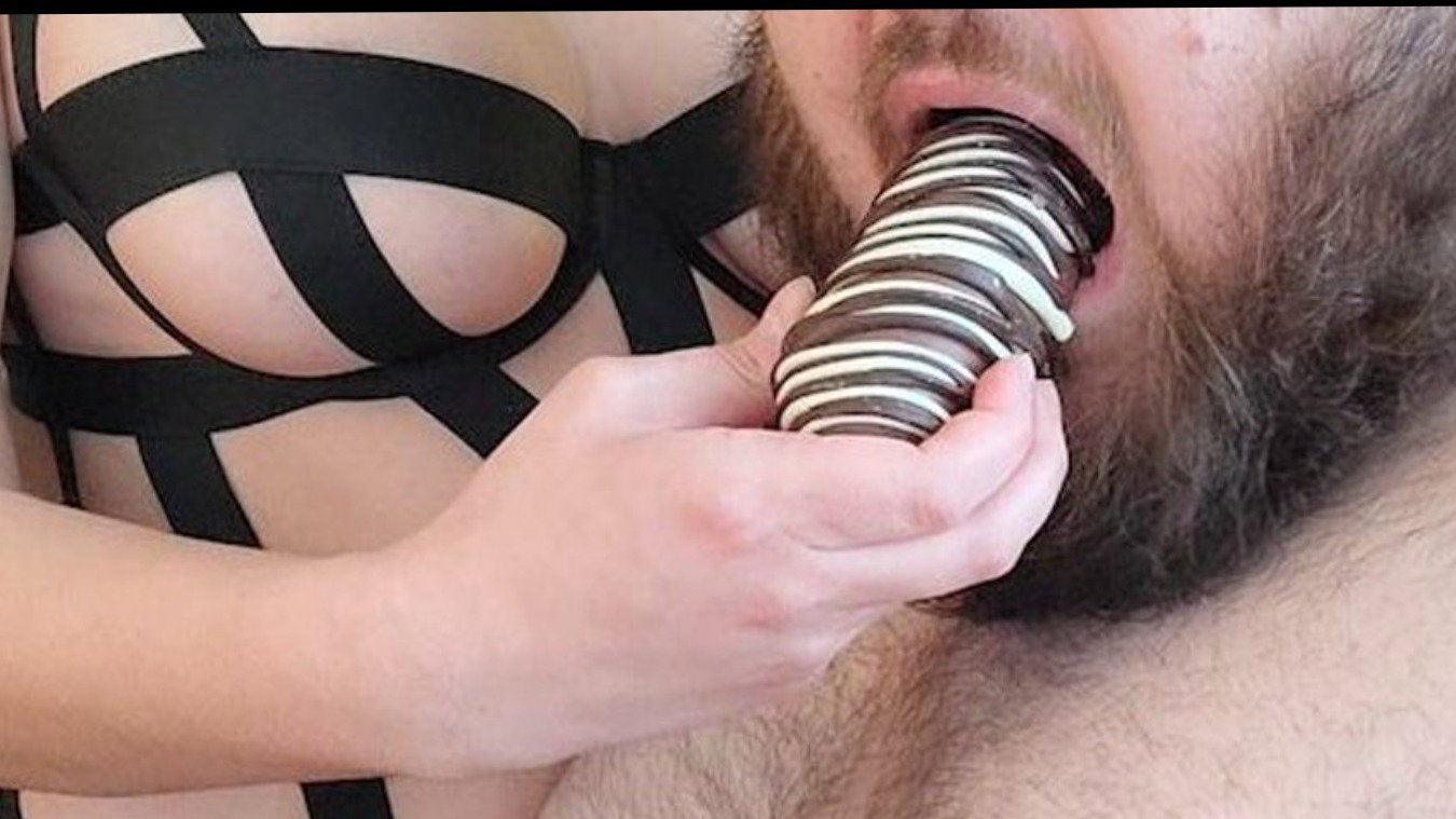 FemaleFeederHeaven header