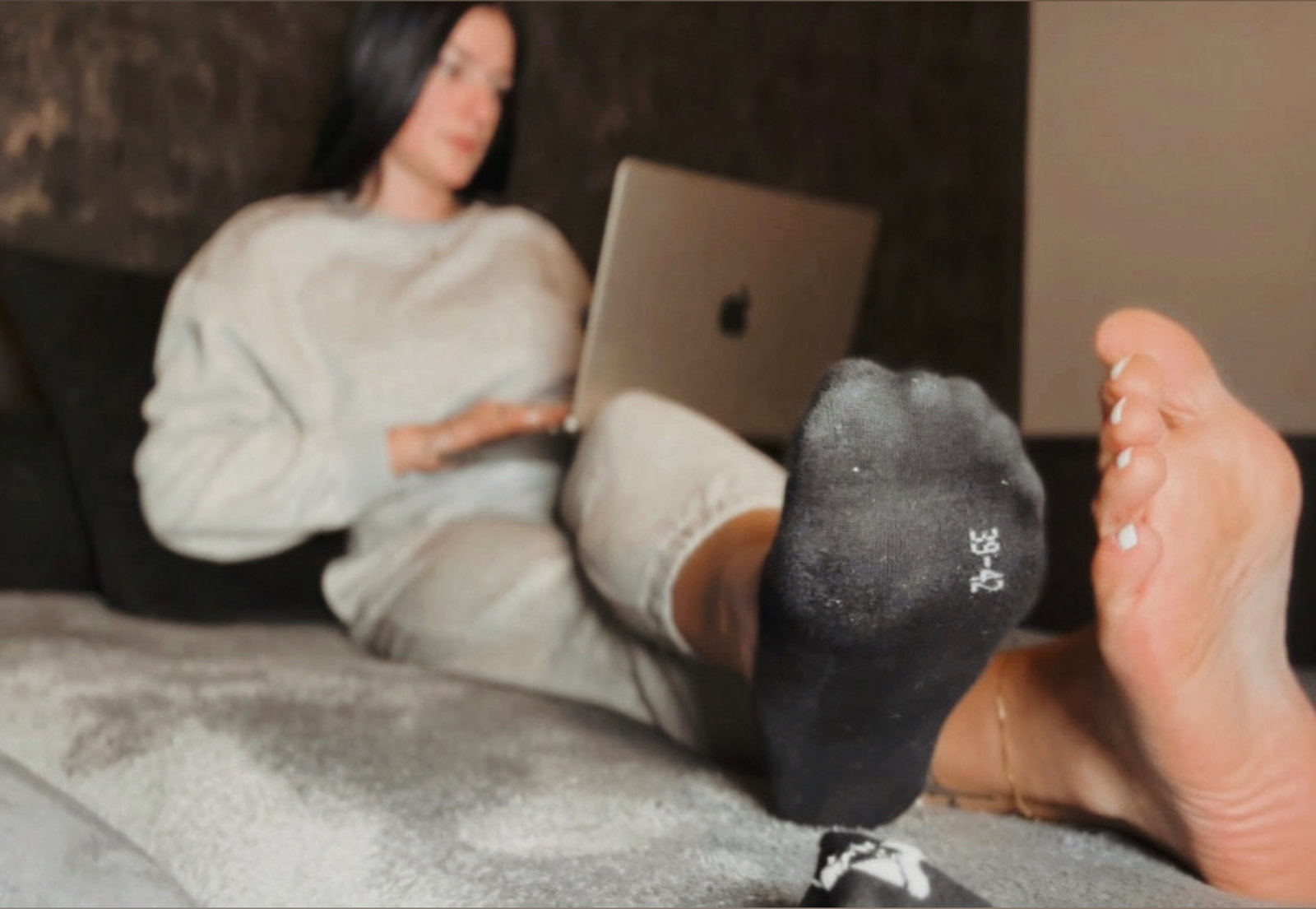 Mona header