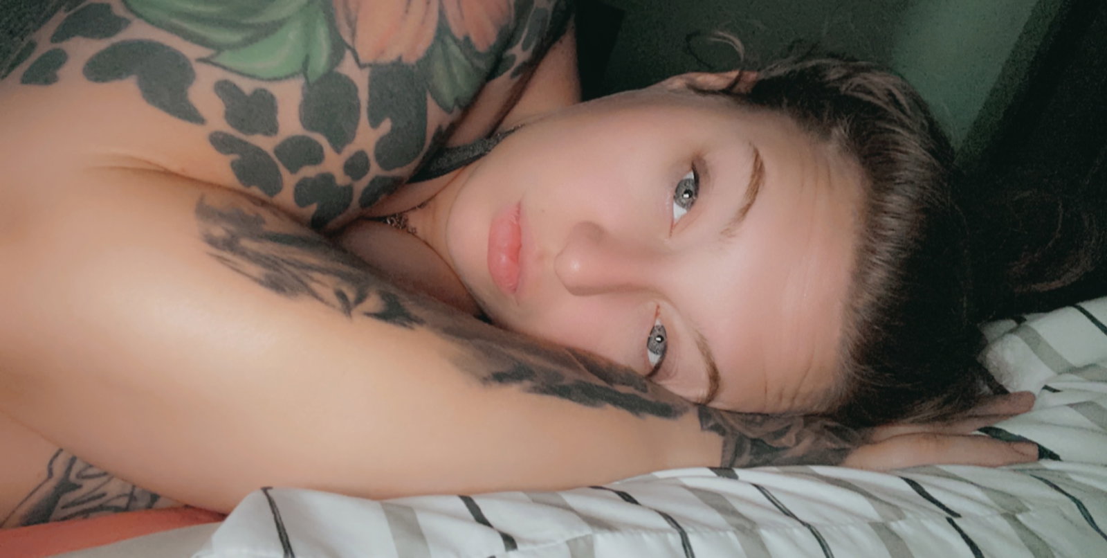 K Rose header
