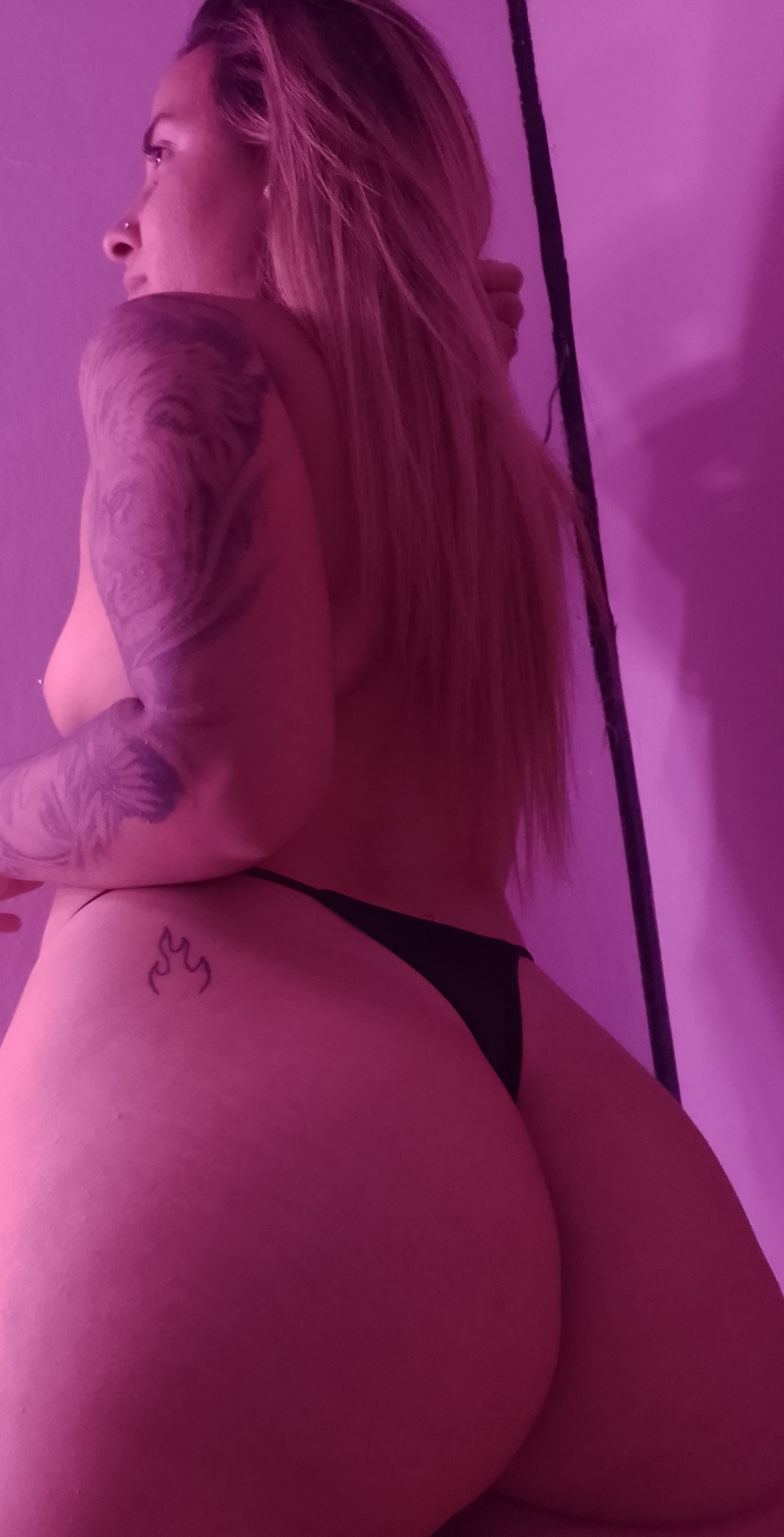 Pearl 🤍💦 header