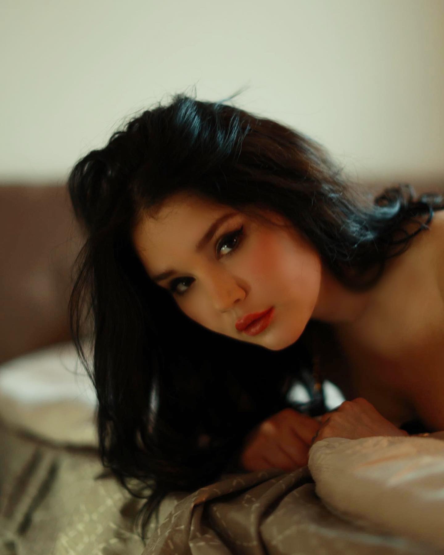Malena Adams header