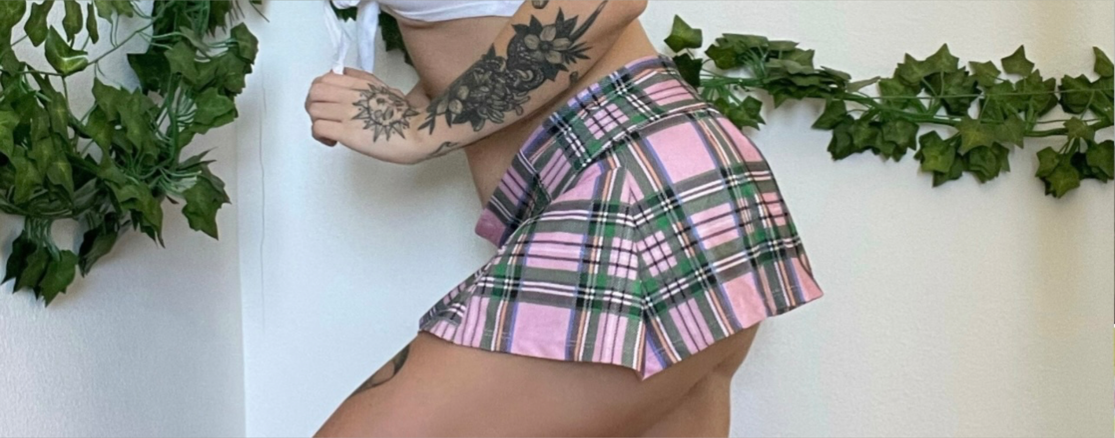 Liv ♡ header