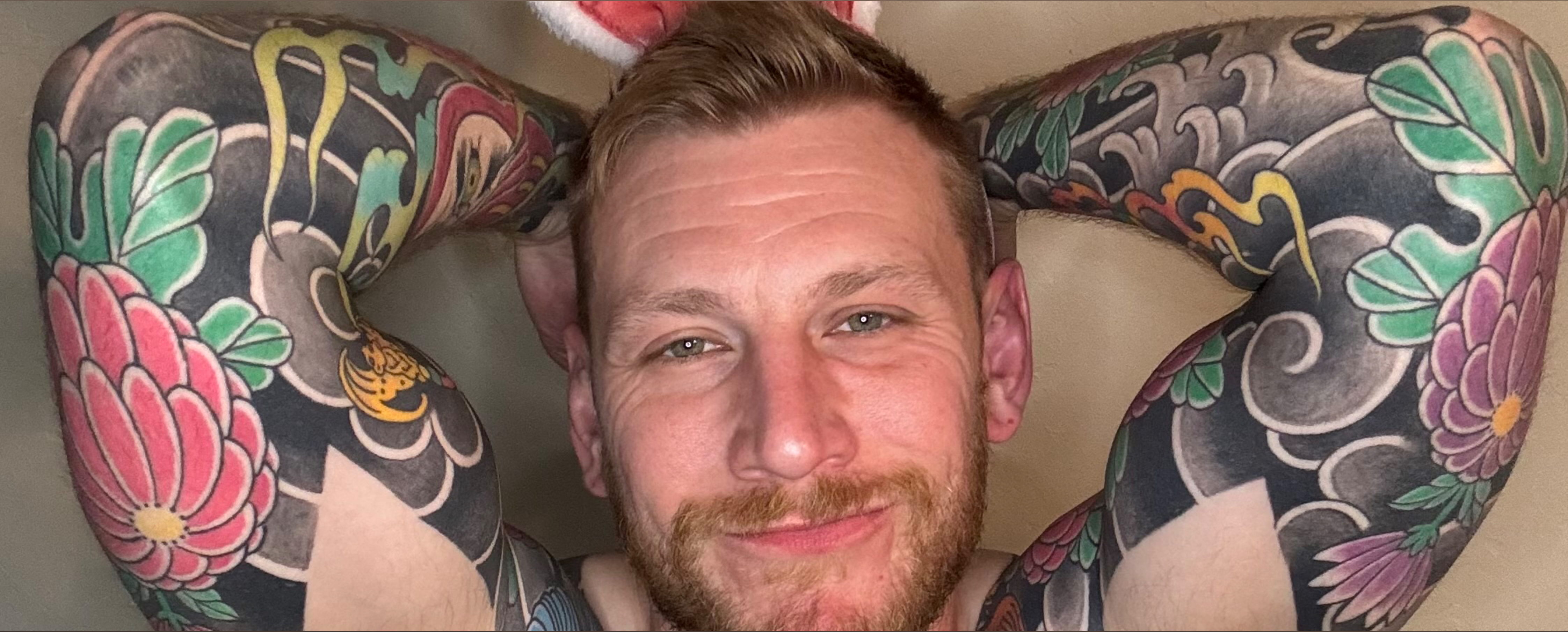 Onebig_tattoo_&_wife header