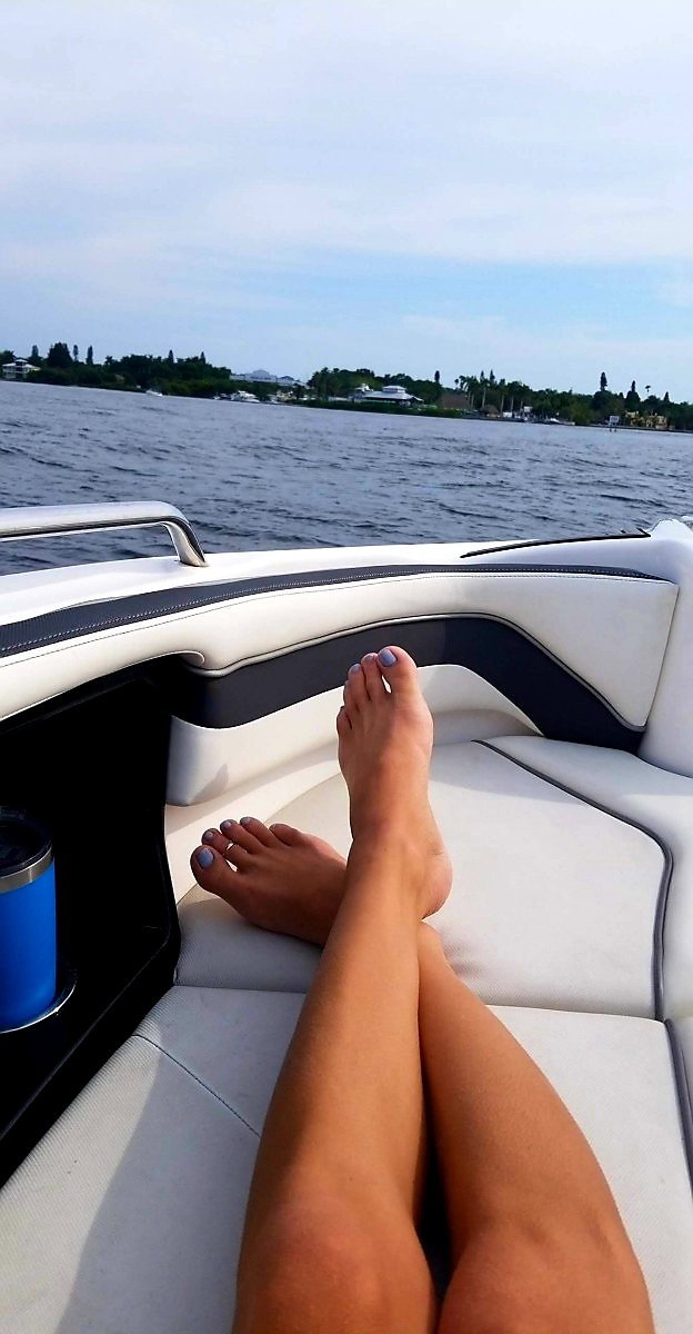 PrettyPetiteThang 💋 header