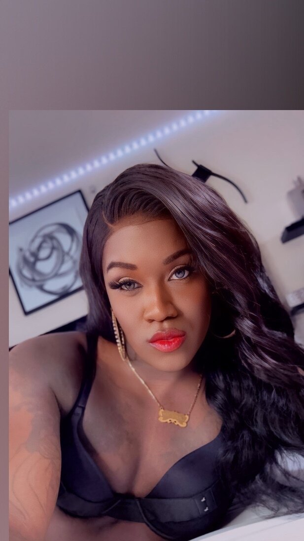 Shemale Chocolate header
