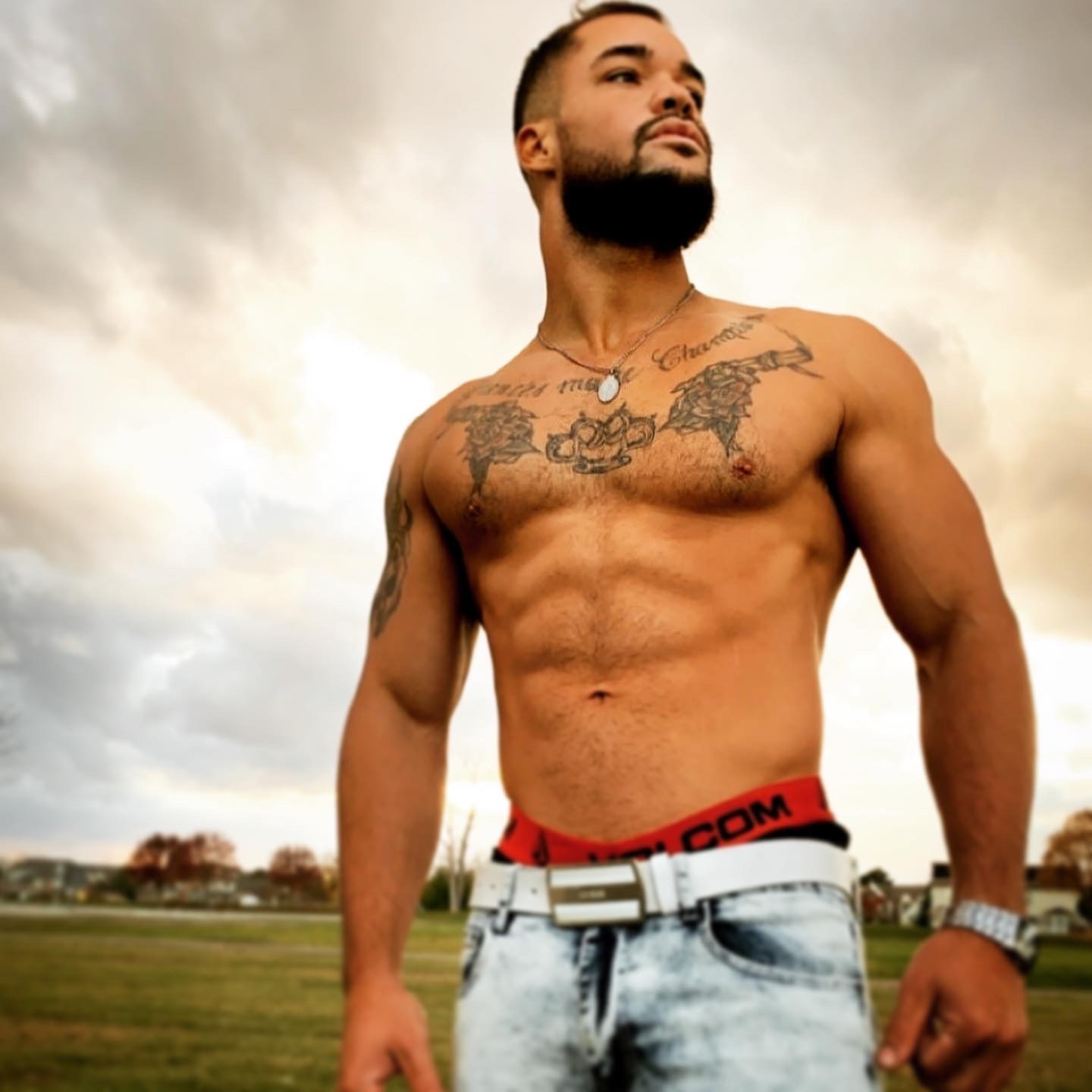 Romeo enjewelyet header